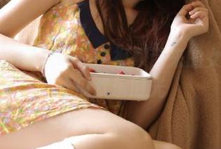 166run视频带来的女生独家吃瓜欢乐时光