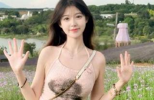 166run首页火热上线，快快发布最新瓜文，和小姐妹们一起嗨！