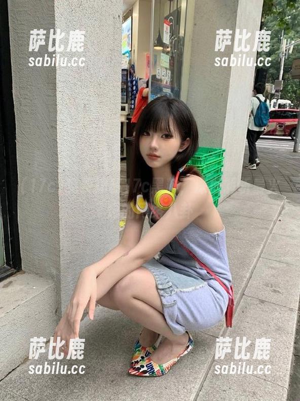 免费揭秘17c黑料，深度解析最火爆的网络八卦