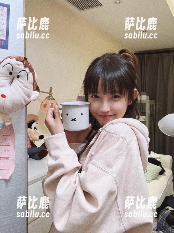17吃瓜 17吃瓜官网网页直达,吃瓜不求人,精彩尽收眼底!