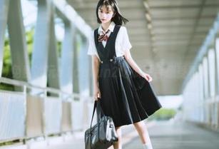 免费试玩51cgfun2吃瓜平台感受真实网络热度
