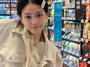 91吃瓜中心实时更新，观看最新瓜动态嗨翻天