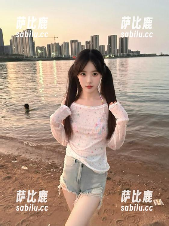 heiliao.su每日更新抢先看，带你吃瓜全网热点